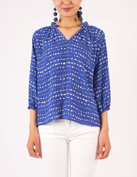 Chiara Split Neckline Top (Blue Print)