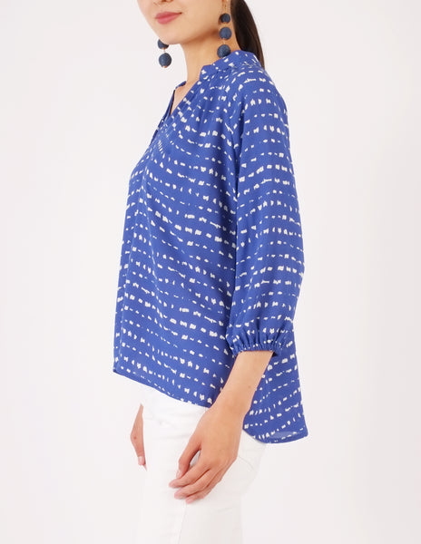 Chiara Split Neckline Top (Blue Print)