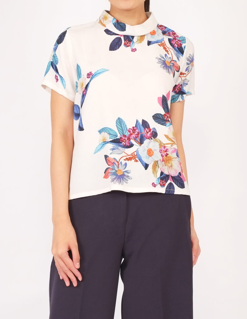 Becky Mock Neck Top (White Floral)