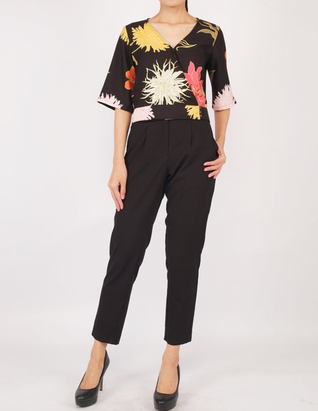 Bo Wrap Front Top (Black Floral)