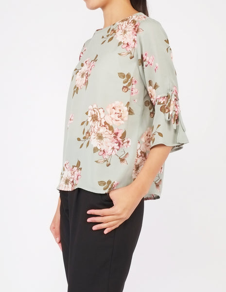 Bettina Flare Sleeves Top (Light Green Floral)