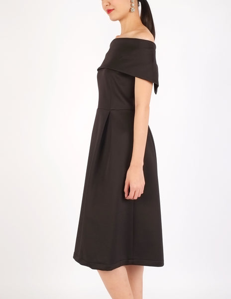 Elinor Off-Shoulder Midi Dress (Black)